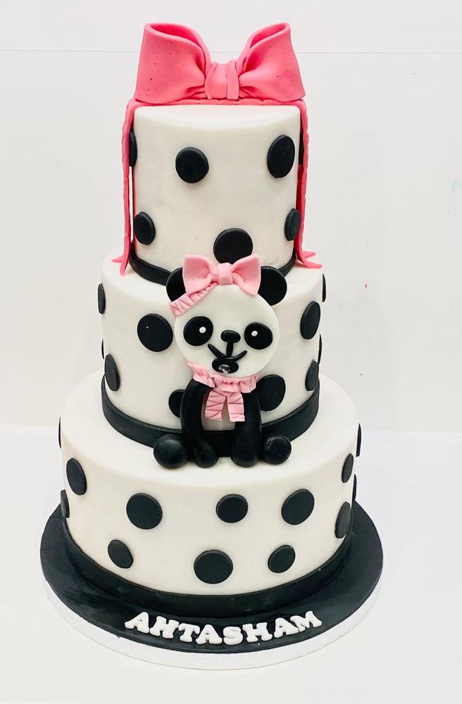 Panda Bow Cake